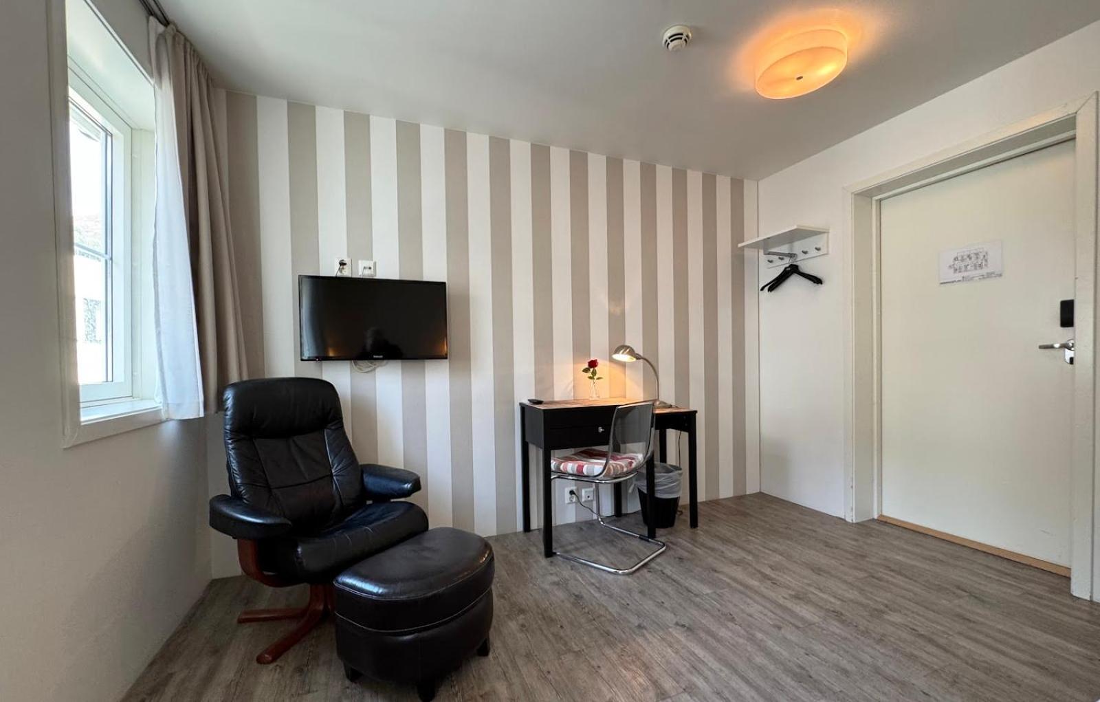 Jibben Hotell Молёй Экстерьер фото